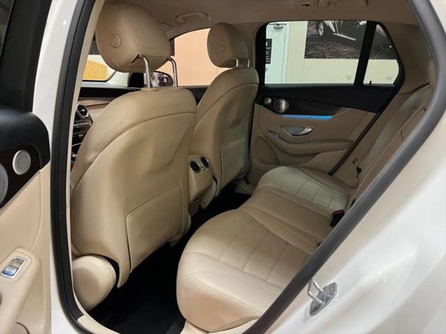 2017 Mercedes-Benz GLC 300