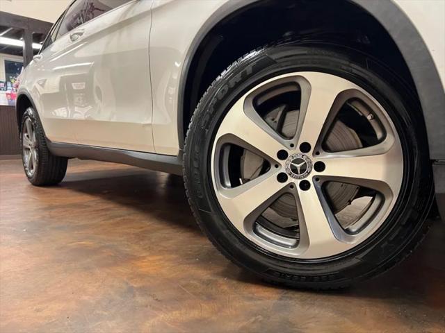 2017 Mercedes-Benz GLC 300