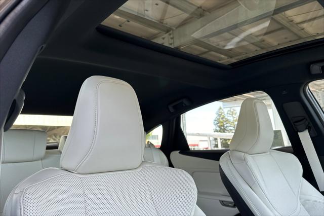2026 Lexus ES 350 Premium