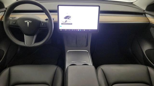 2022 Tesla Model 3 Rear-Wheel Drive