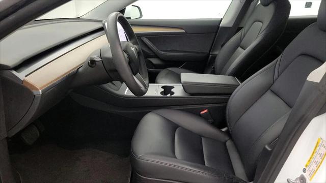 2022 Tesla Model 3 Rear-Wheel Drive
