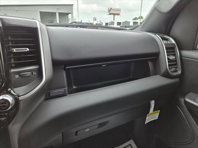 2026 Ram 1500 Lone Star Crew Cab 4x2 5'7" Box