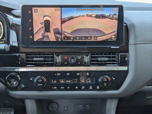 2026 Nissan Pathfinder SL