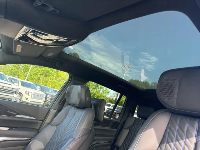 2025 Cadillac Escalade Luxury 1 AWD