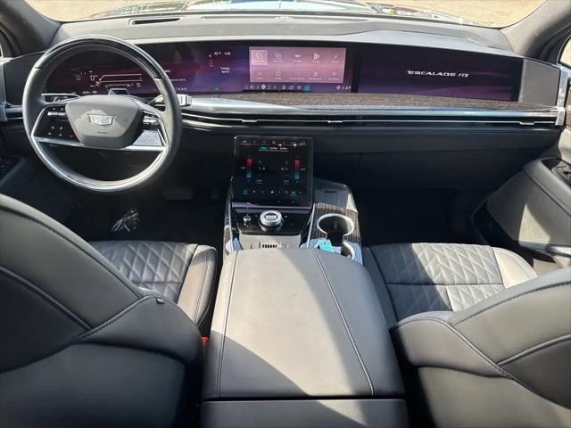 2025 Cadillac Escalade Luxury 1 AWD