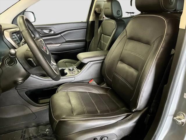 2023 GMC Acadia AWD Denali