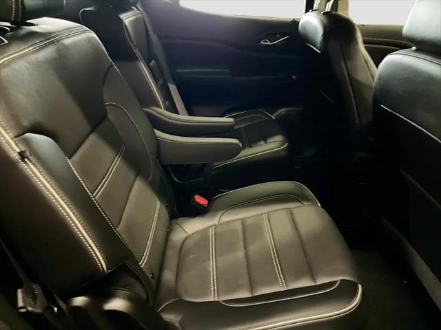 2023 GMC Acadia AWD Denali