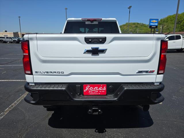 2026 Chevrolet Silverado 2500HD Crew Cab, Standard Bed, XR2, 4WD