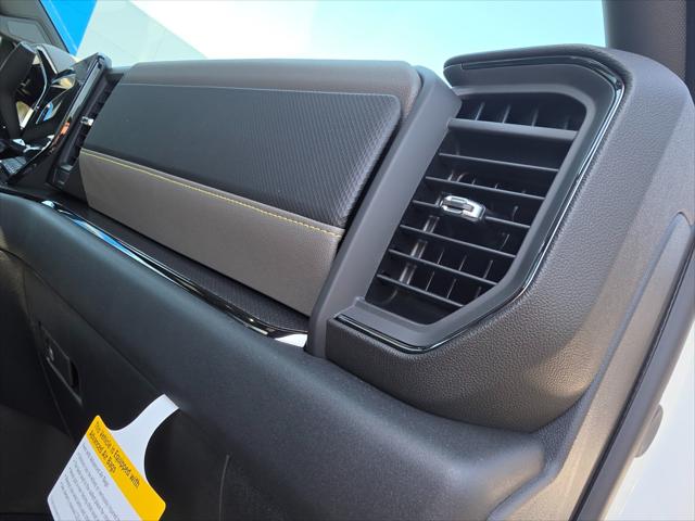 2026 Chevrolet Silverado 2500HD Crew Cab, Standard Bed, XR2, 4WD