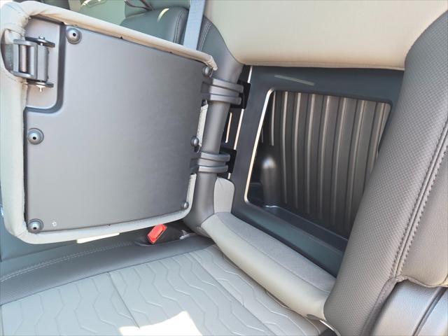 2026 Chevrolet Silverado 2500HD Crew Cab, Standard Bed, XR2, 4WD