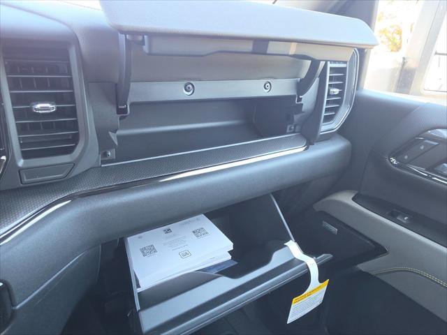 2026 Chevrolet Silverado 2500HD Crew Cab, Standard Bed, XR2, 4WD