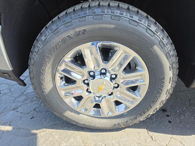 2026 Chevrolet Silverado 2500HD Crew Cab, Standard Bed, High Country, 4WD