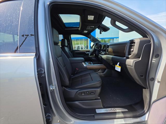 2026 Chevrolet Silverado 2500HD Crew Cab, Standard Bed, High Country, 4WD
