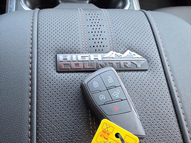 2026 Chevrolet Silverado 2500HD Crew Cab, Standard Bed, High Country, 4WD