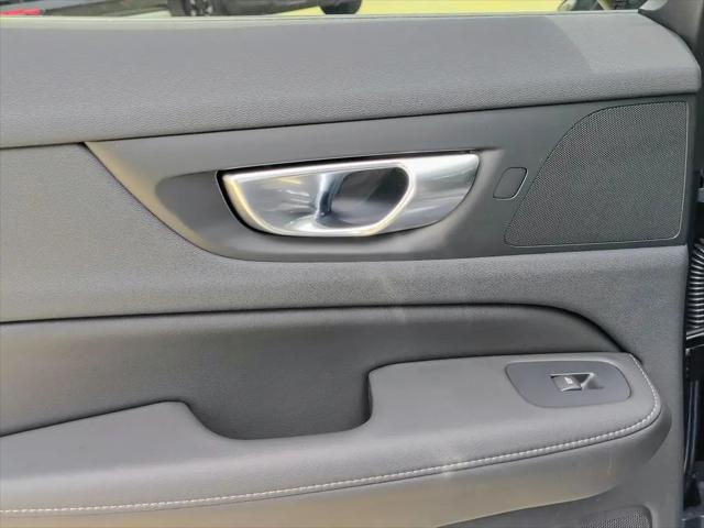 2026 Volvo V60 Cross Country Ultra, B5 AWD Gas (mild hybrid)