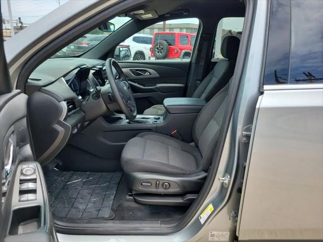 2023 Chevrolet Traverse FWD LT Cloth