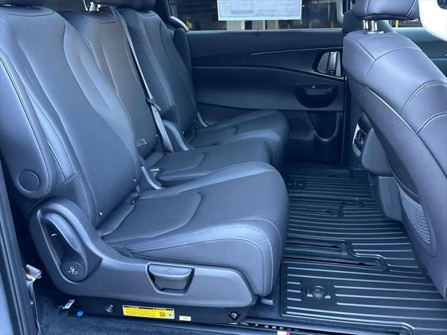 2026 Kia Carnival MPV SX