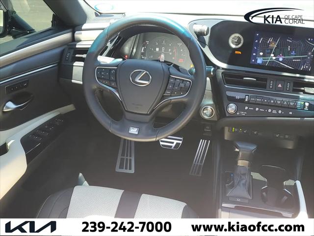 2023 Lexus ES 350 F SPORT Handling