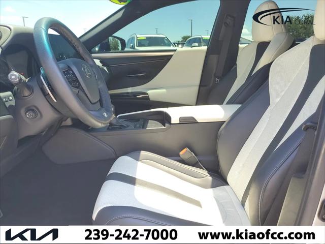 2023 Lexus ES 350 F SPORT Handling