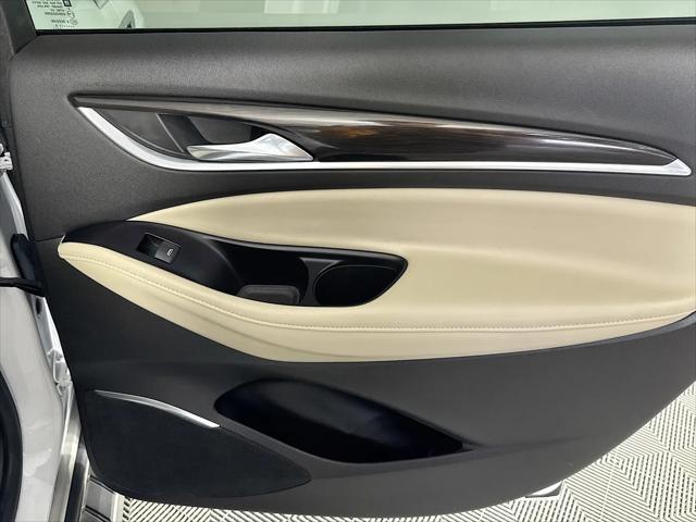 2019 Buick Enclave AWD Essence