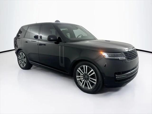 2024 Land Rover Range Rover P530 SE