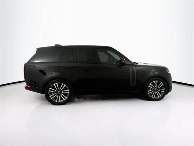 2024 Land Rover Range Rover P530 SE