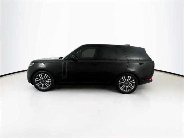 2024 Land Rover Range Rover P530 SE
