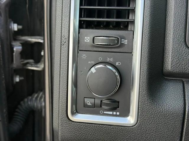 2023 Ram 1500 Classic Warlock Crew Cab 4x4 57 Box
