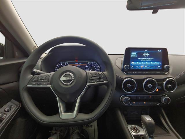 2024 Nissan Sentra SV Xtronic CVT