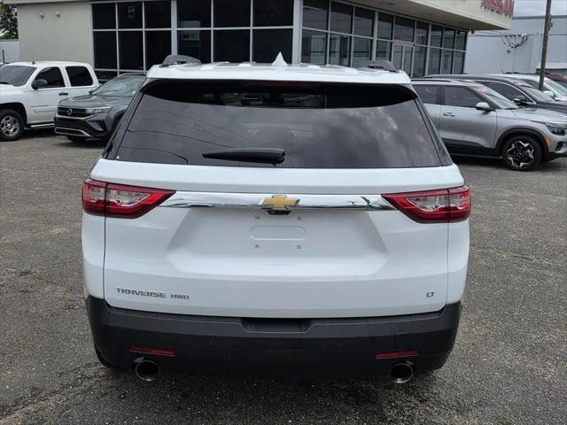 2021 Chevrolet Traverse AWD LT Leather