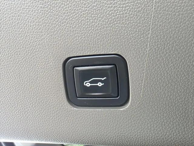 2021 Chevrolet Traverse AWD LT Leather
