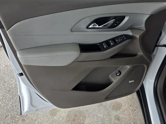 2021 Chevrolet Traverse AWD LT Leather