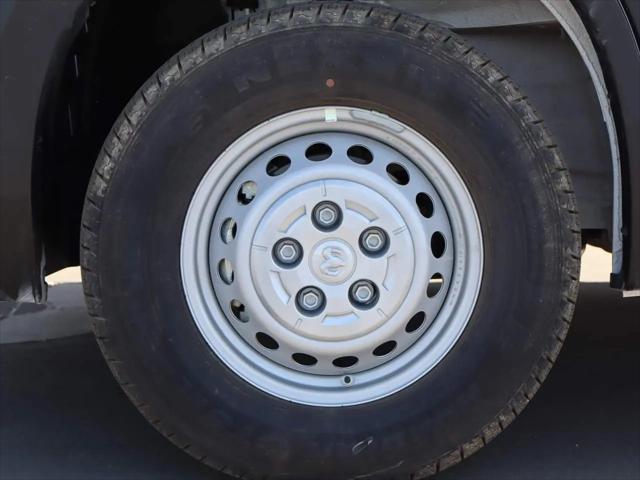 2025 Ram ProMaster 2500 Cargo Van Tradesman Low Roof 136" WB w/Pass Seat