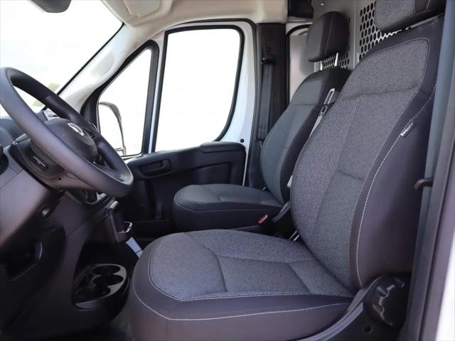 2025 Ram ProMaster 2500 Cargo Van Tradesman Low Roof 136" WB w/Pass Seat