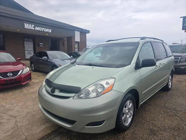2006 Toyota Sienna LE for sale in Arlington, TX