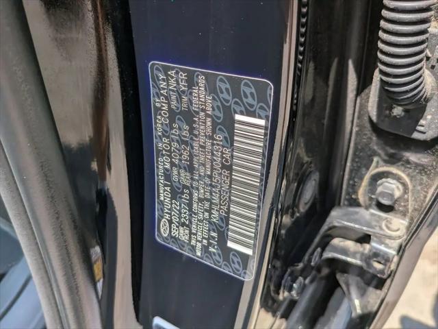 2023 Hyundai Elantra Hybrid Blue