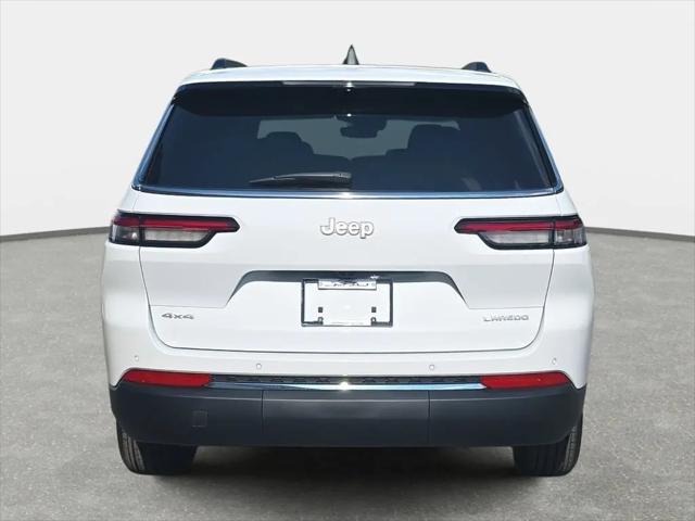 2026 Jeep Grand Cherokee L Altitude 4x4