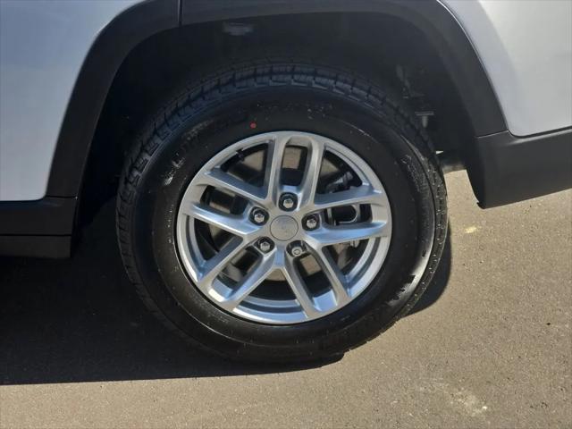 2026 Jeep Grand Cherokee L Altitude 4x4