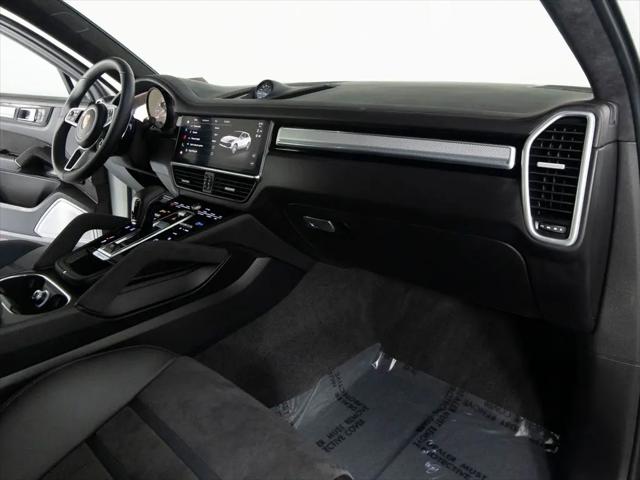 2023 Porsche Cayenne GTS