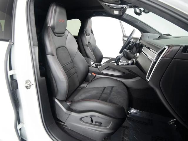 2023 Porsche Cayenne GTS