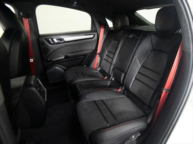 2023 Porsche Cayenne GTS
