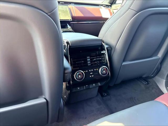 2026 Land Rover Range Rover Sport P400 Dynamic SE