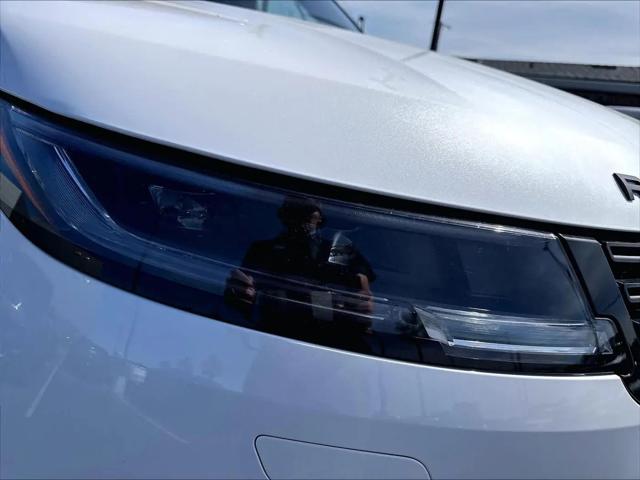 2026 Land Rover Range Rover Sport P400 Dynamic SE