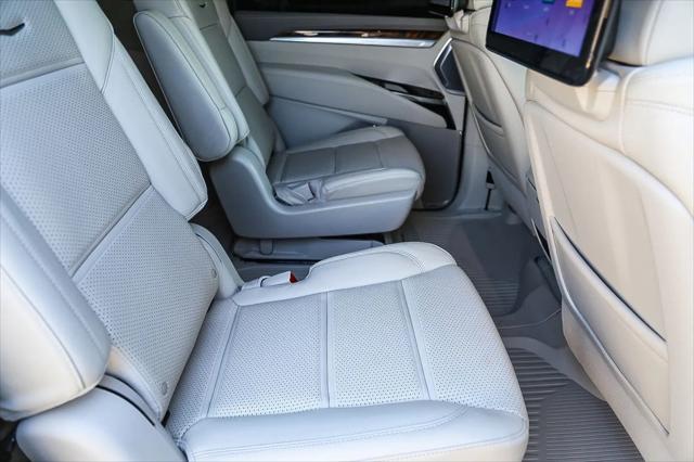 2025 Cadillac Escalade ESV Sport Platinum