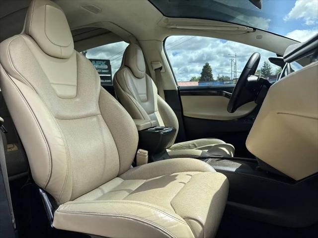 2016 Tesla Model X P90D