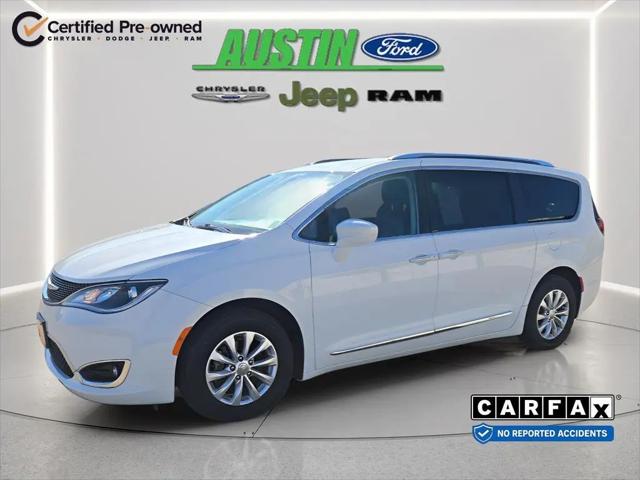 2018 Chrysler Pacifica Touring L for sale in Austin, MN