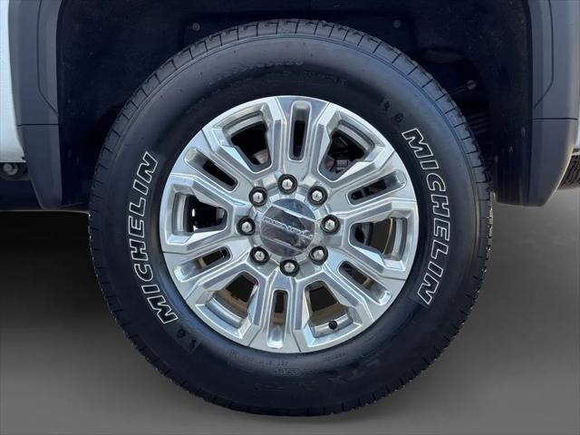 2020 GMC Sierra 3500HD 4WD Crew Cab Long Bed Denali