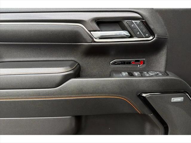 2023 GMC Sierra 1500 4WD Crew Cab Short Box AT4