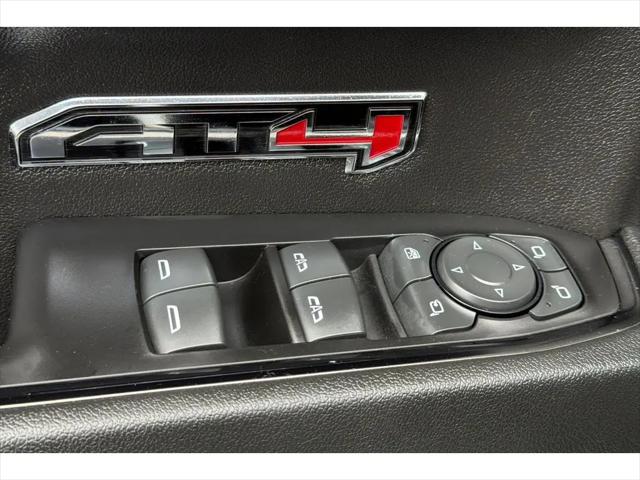 2023 GMC Sierra 1500 4WD Crew Cab Short Box AT4
