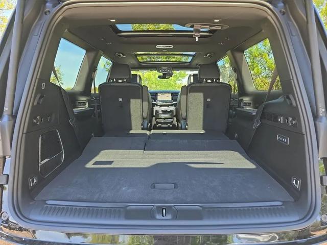 2026 Jeep Grand Wagoneer 4x4